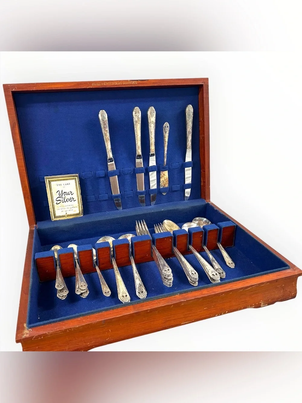 Vintage Holmes & Edwards Inlaid Silverplate Flatware Set Floral Wood Chest 1930s